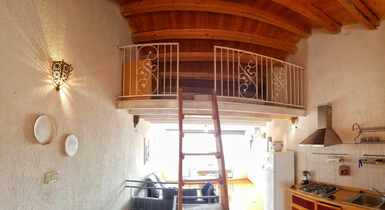 Mc Home Ровинь Экстерьер фото